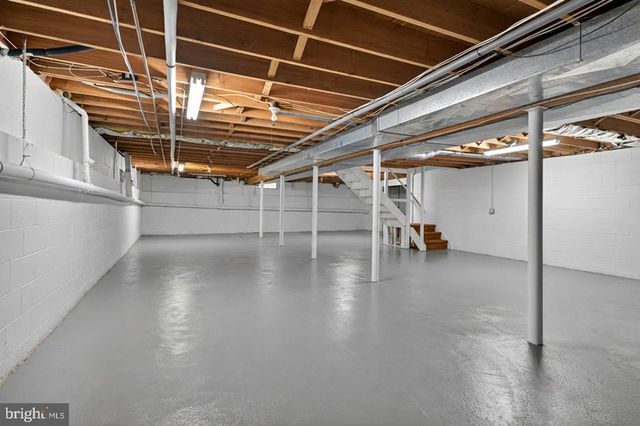 10 KREBS ROAD, Plainsboro, NJ 08536