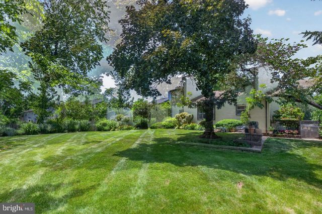 10 KREBS ROAD, Plainsboro, NJ 08536