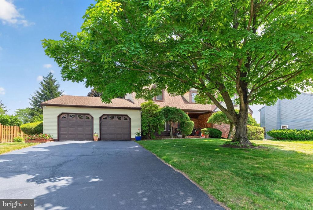 10 KREBS ROAD, Plainsboro, NJ 08536
