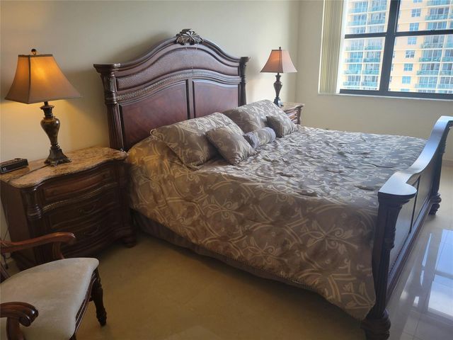 2401 S Ocean Drive 1108, Hollywood, FL 33019