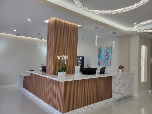 2401 S Ocean Drive 1108, Hollywood, FL 33019