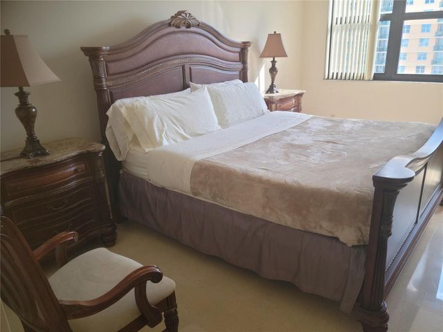 2401 S Ocean Drive 1108, Hollywood, FL 33019