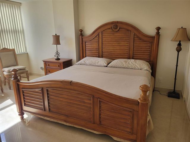 2401 S Ocean Drive 1108, Hollywood, FL 33019