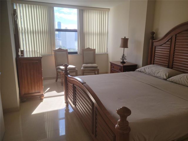 2401 S Ocean Drive 1108, Hollywood, FL 33019