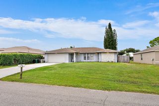 622 SW Hogan Street, Port St Lucie, FL 34983