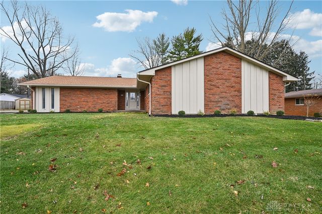955 Oak Dale Drive, Xenia, OH 45385