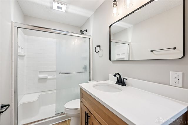 955 Oak Dale Drive, Xenia, OH 45385