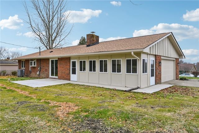 955 Oak Dale Drive, Xenia, OH 45385