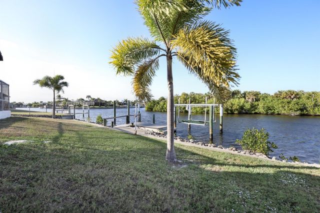 19238 MOORE HAVEN COURT, Port Charlotte, FL 33948