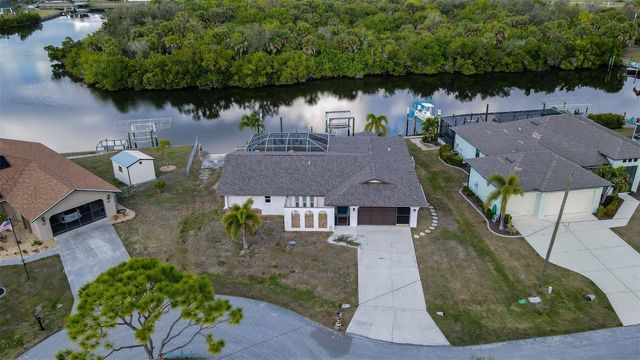 19238 MOORE HAVEN COURT, Port Charlotte, FL 33948