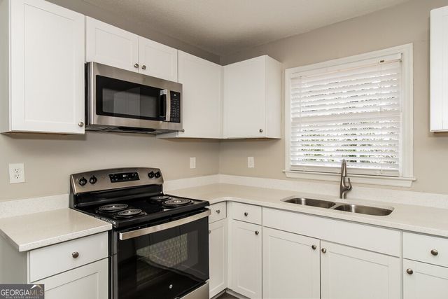 5196 Olde Mill Drive NE, Woodstock, GA 30188