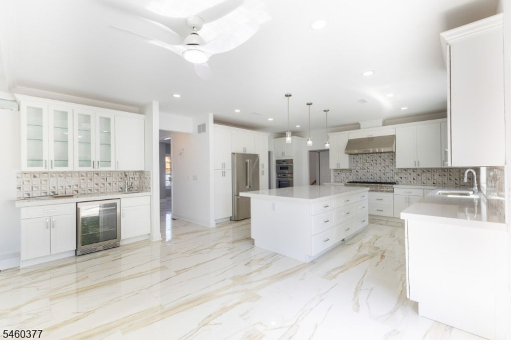 117 Berkley Blvd, Woodbridge Twp., NJ 08830 — photo 3