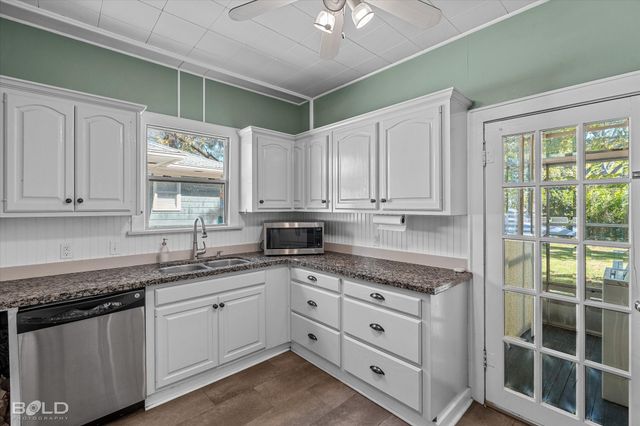 3853 Maryland Avenue, Shreveport, LA 71106