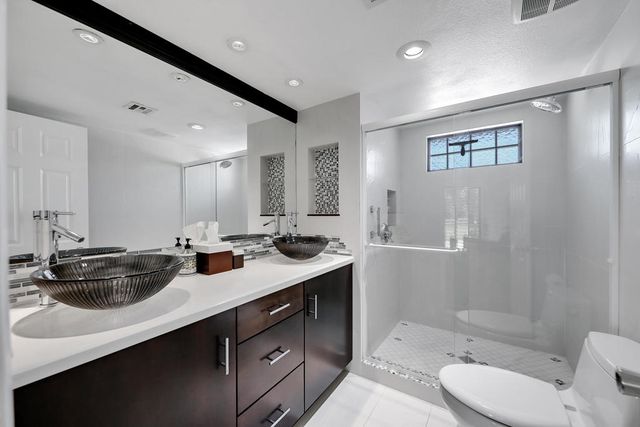 77401 Sawgrass Circle, Palm Desert, CA 92211