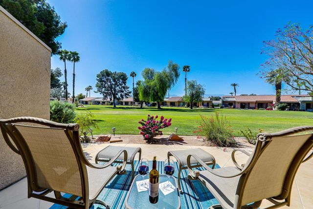 77401 Sawgrass Circle, Palm Desert, CA 92211