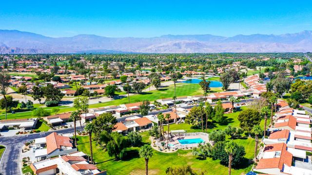 77401 Sawgrass Circle, Palm Desert, CA 92211