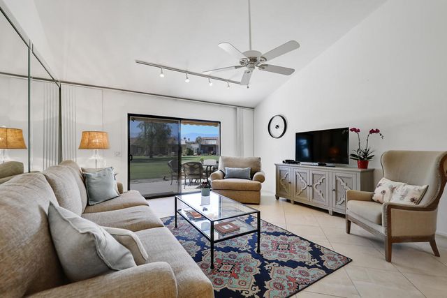 77401 Sawgrass Circle, Palm Desert, CA 92211