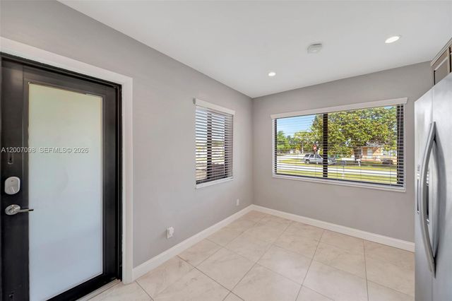 7470 SW 37th Street, Miami, FL 33155