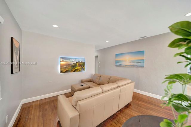 7470 SW 37th Street, Miami, FL 33155