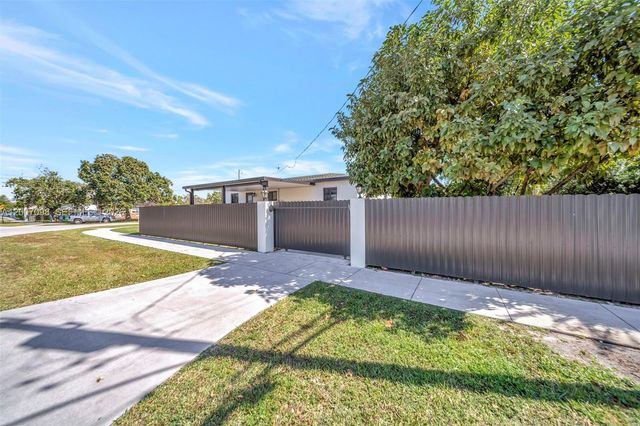 7470 SW 37th Street, Miami, FL 33155