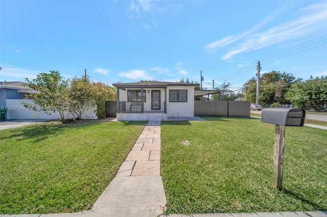 7470 SW 37th Street, Miami, FL 33155