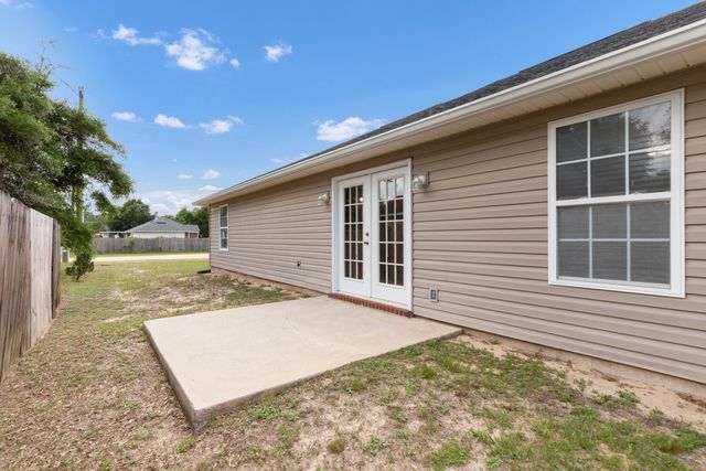 4476 Goldfinch Way, Crestview, FL 32539