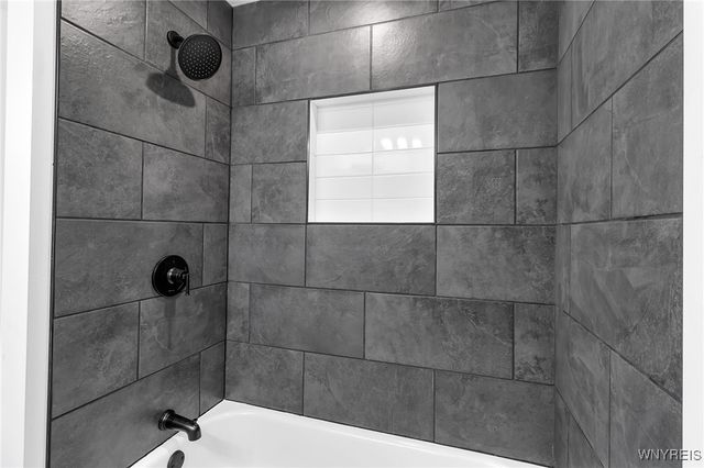 6018 Godfrey Road, Newfane, NY 14028