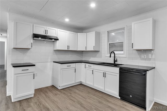 6018 Godfrey Road, Newfane, NY 14028