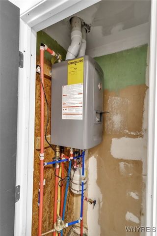 6018 Godfrey Road, Newfane, NY 14028