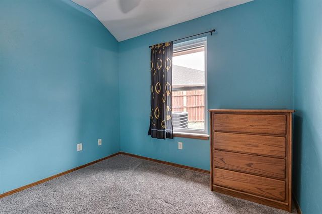 2137 NE 13th Street, Moore, OK 73160