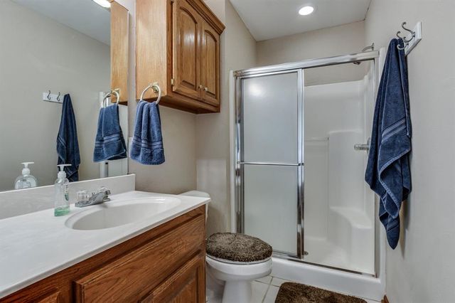 2137 NE 13th Street, Moore, OK 73160