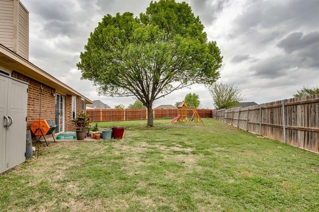 2137 NE 13th Street, Moore, OK 73160
