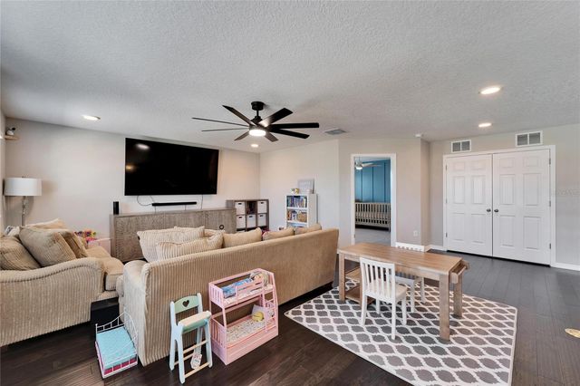 4904 EAGLE ROCK DRIVE, Wimauma, FL 33598