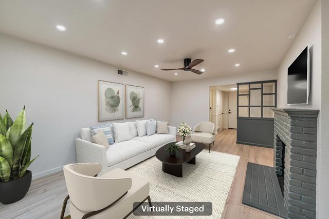 4300 Morpheus Ln, Sacramento, CA 95864