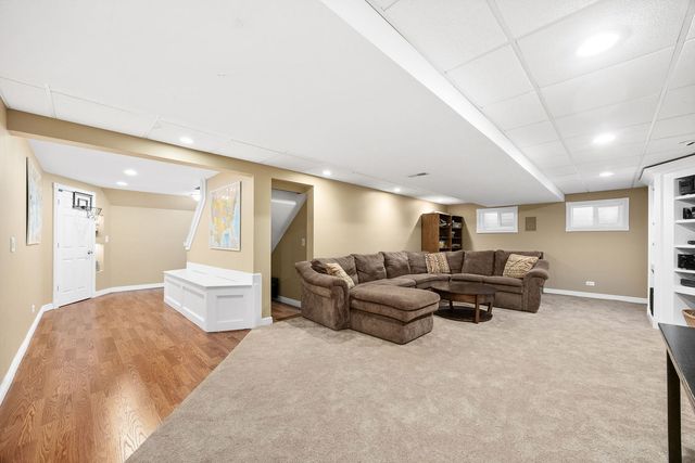 2816 Cordgrass Road, Naperville, IL 60564
