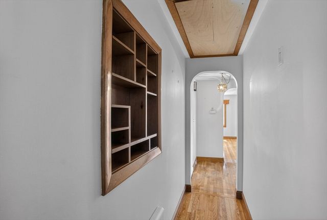6 Cunha Rd, Peabody, MA 01960