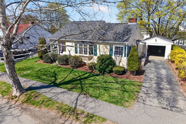 6 Cunha Rd, Peabody, MA 01960