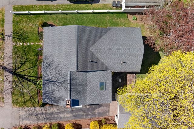 6 Cunha Rd, Peabody, MA 01960