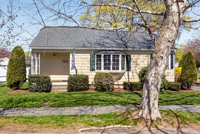 6 Cunha Rd, Peabody, MA 01960