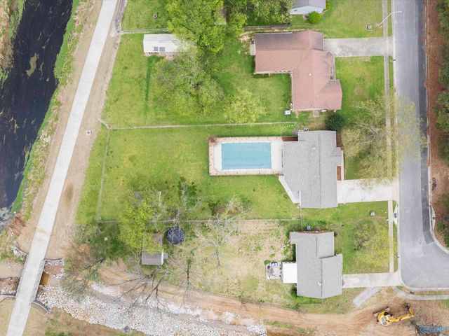 12010 Country Lane Drive, Huntsville, AL 35803