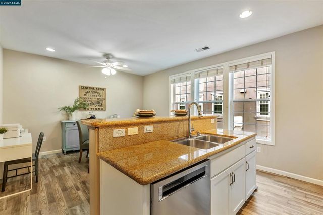 3744 Whitworth Dr, Dublin, CA 94568