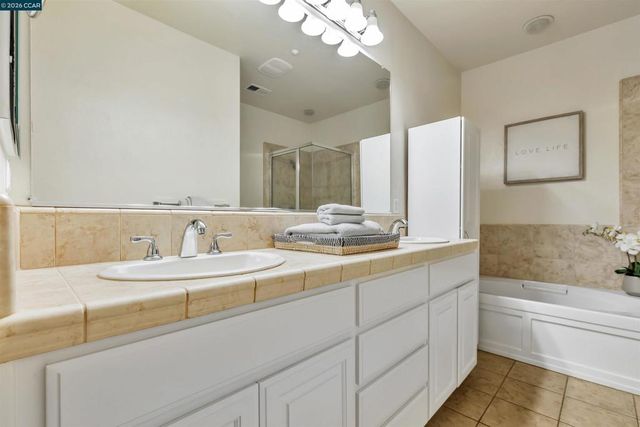 3744 Whitworth Dr, Dublin, CA 94568