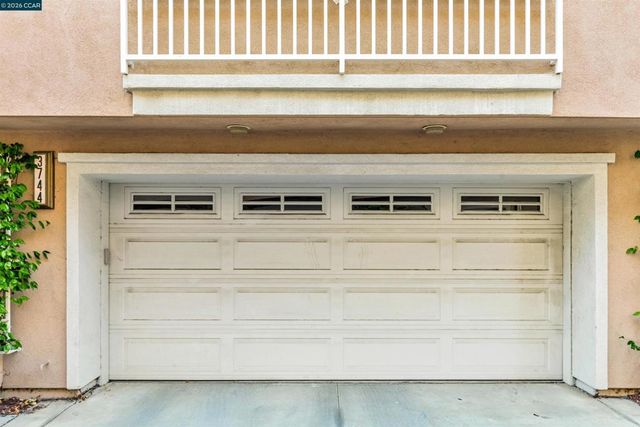 3744 Whitworth Dr, Dublin, CA 94568