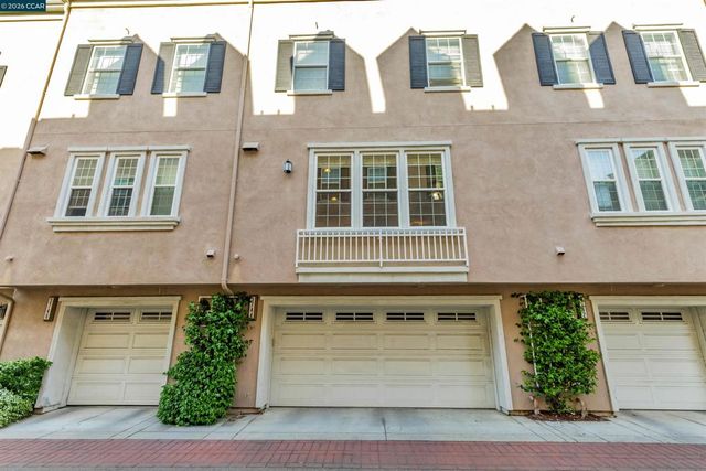 3744 Whitworth Dr, Dublin, CA 94568