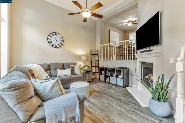 3744 Whitworth Dr, Dublin, CA 94568