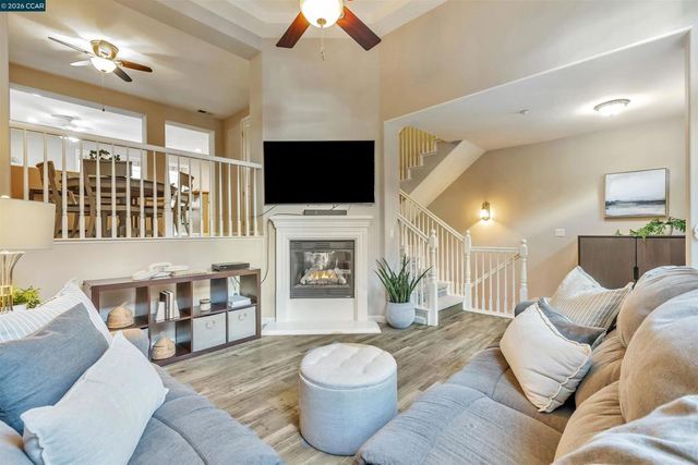 3744 Whitworth Dr, Dublin, CA 94568