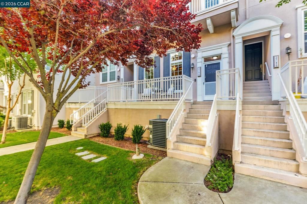 3744 Whitworth Dr, Dublin, CA 94568