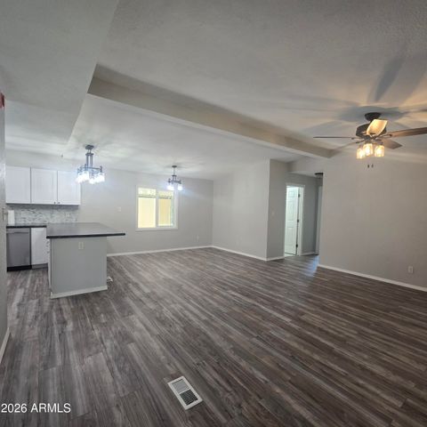2701 E UTOPIA Road 29, Phoenix, AZ 85050