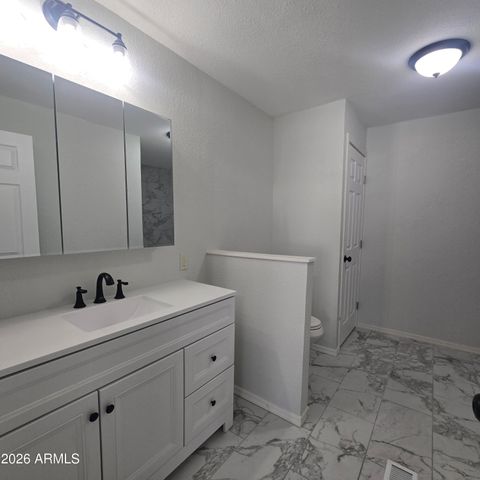 2701 E UTOPIA Road 29, Phoenix, AZ 85050