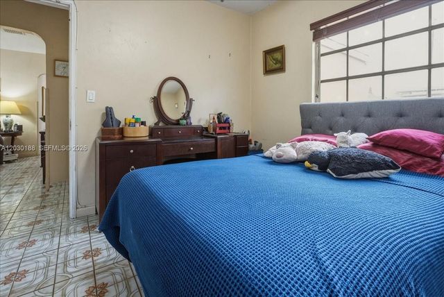4263 NW 5th Street, Miami, FL 33126